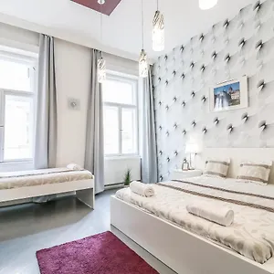 real-apartments-hegedu.inbudapesthotels.com/